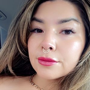 Meet your Posher, Trinnie